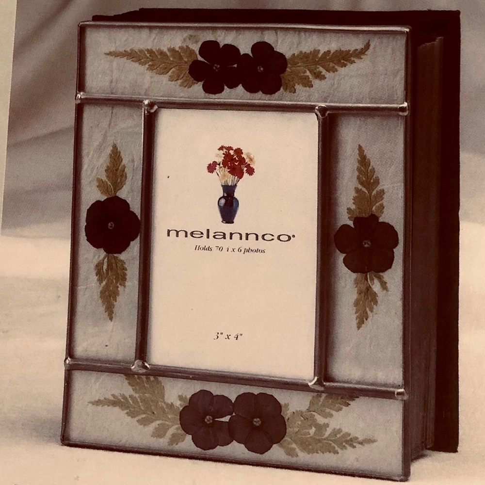 Melannco Photo Album Vintage Blue Floral Pressed Flower Design